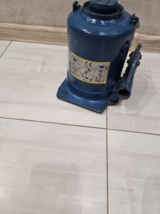 Крикове! Крикове!