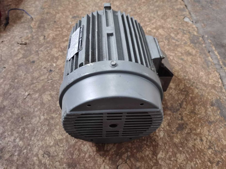 ел. двигател HITACHI