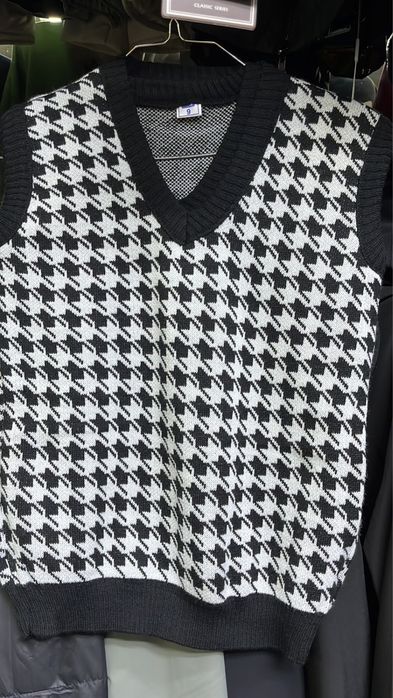 Бомбер жакет