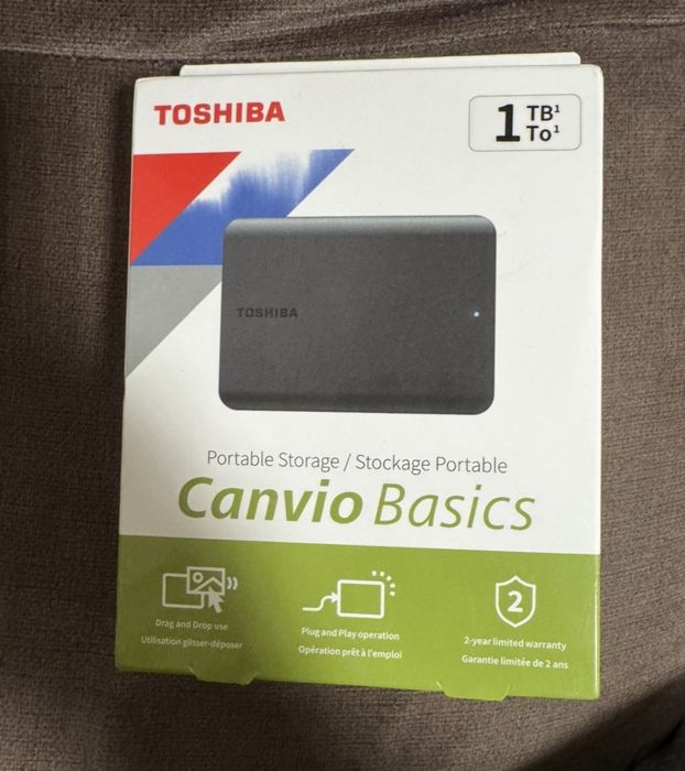Hard disk extern Toshiba Canvio Basics, 1TB, USB 3.0