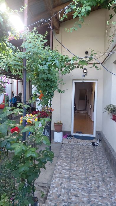 Casa de vanzare sector 4