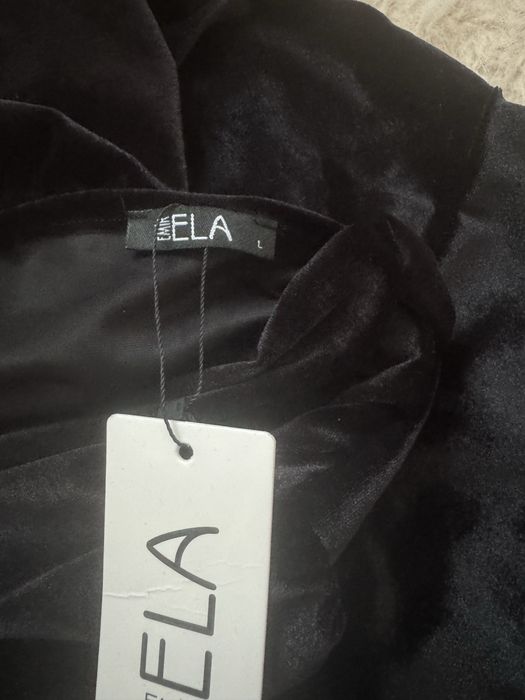 Rochie catifea noua cu eticheta!!