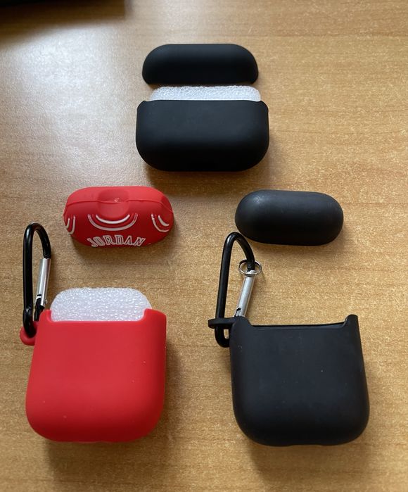 Неизползвани Калъфи за AirPods 2 и 1 за AirPods 3