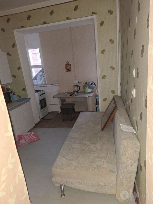 Продаю квартиру Бектемирский р-он Водник-2. 1-ком 4-этаж 9-этажный Дом