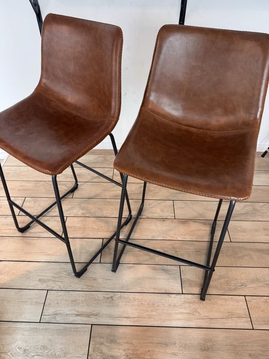 Scaune tip bar 2 bucati - 100 lei bucata