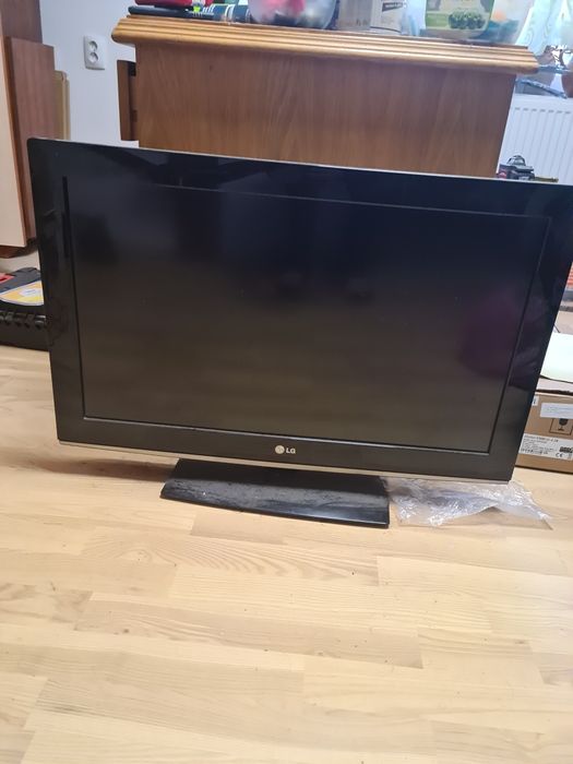 Vând colțar-pat cu ladă