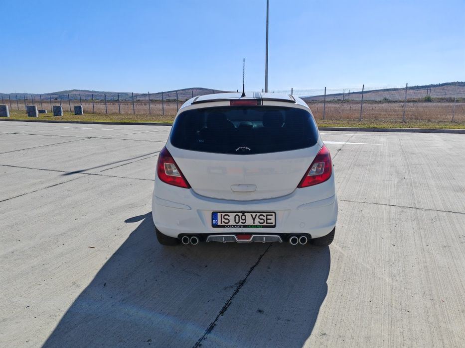 Autoturism Corsa D