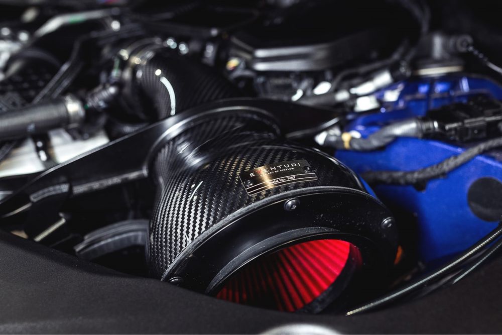BMW M5 F90 холодный впуск карбоновый  Eventuri