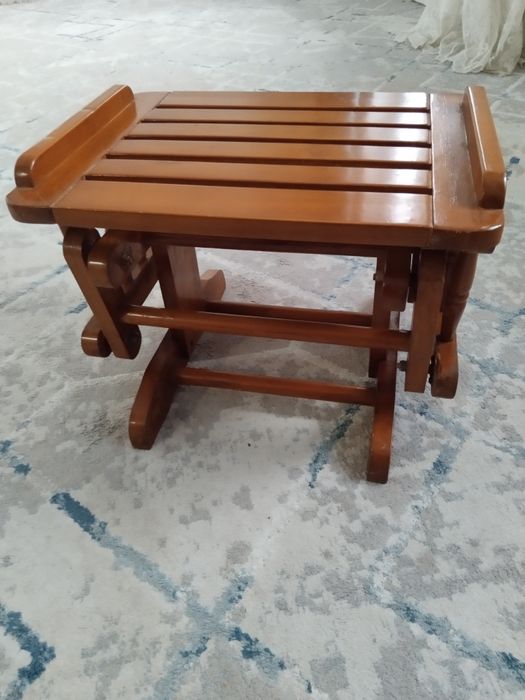 Кресло качельный деревянные