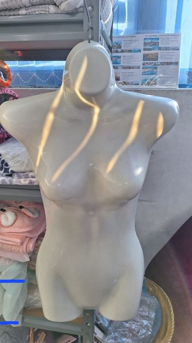 Срочно продам манекены