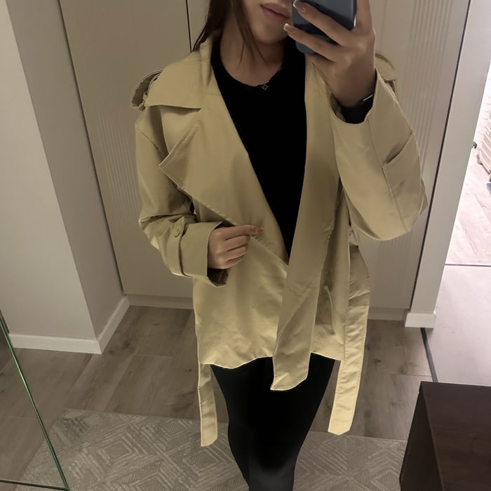 Короткий Тренч под Zara