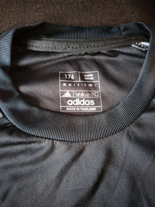 Спортен екип Адидас размер 176см