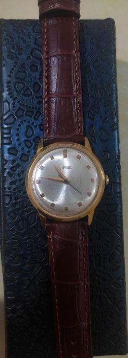 Продам часы Ракета