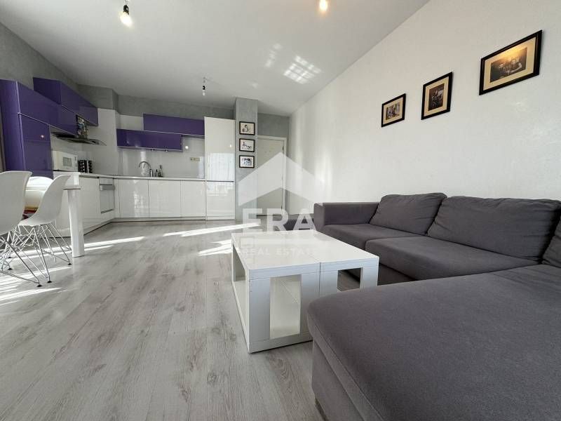 Продава се Тристаен апартамент в Варна, м-т Траката - 109 кв.м за 1217 €/кв.м - Снимка #1