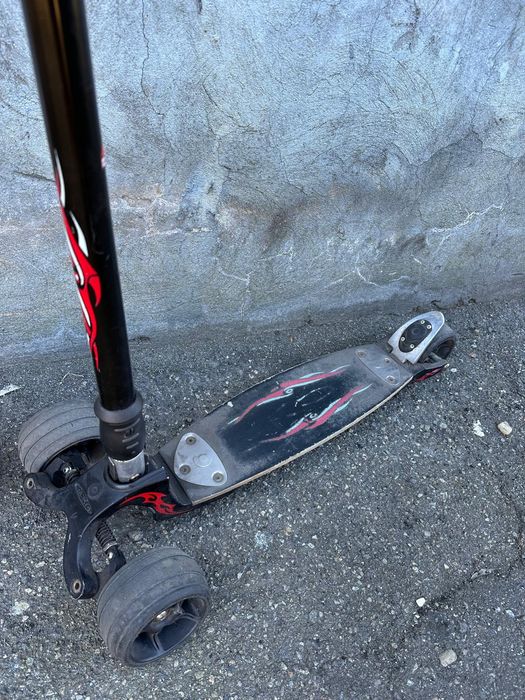 Trotineta MICRO KICKBOARD Monster Black