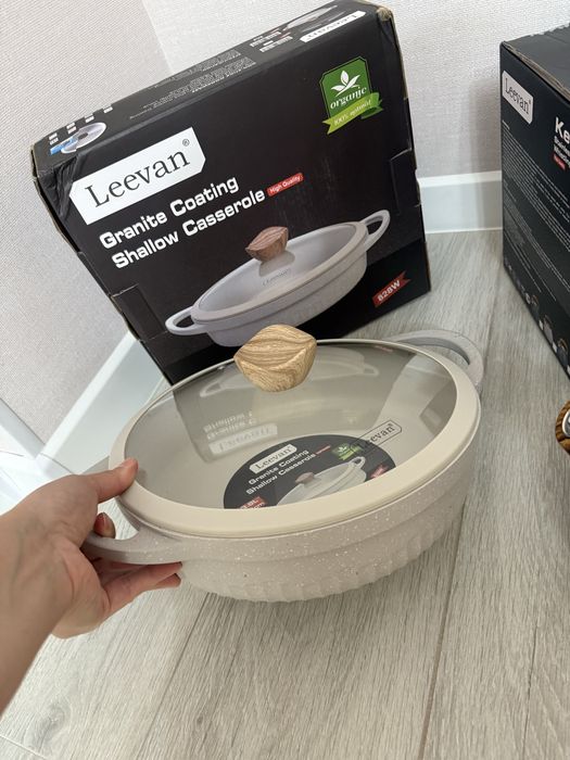 Сотейник Leevan новая