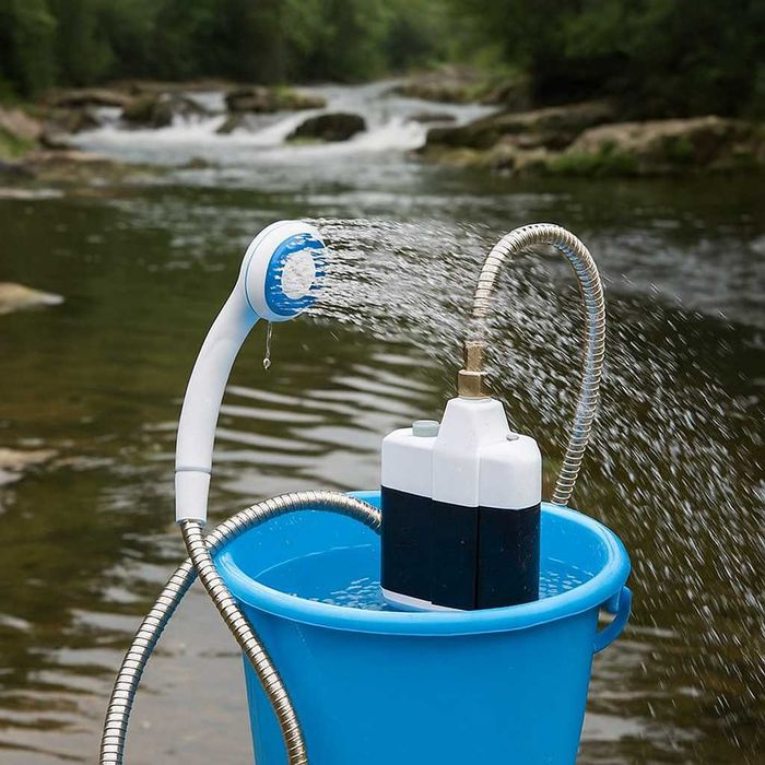 Преносим душ за къмпинг