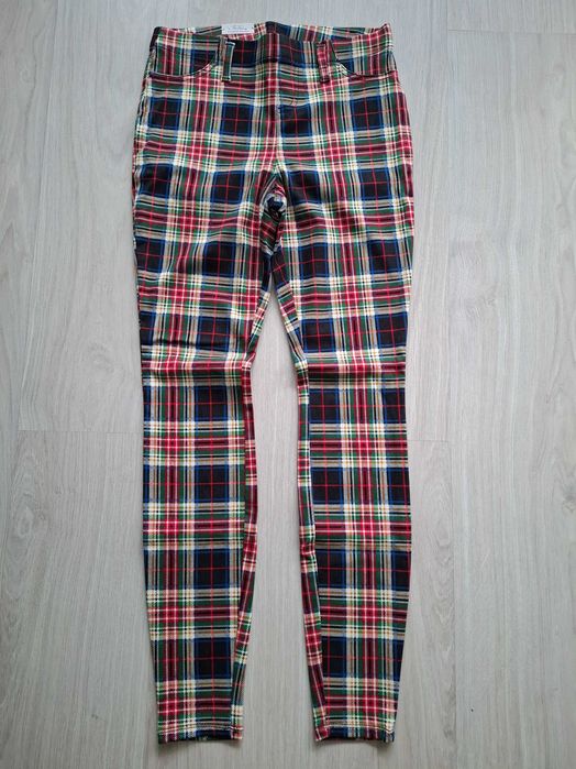 Джегингс / СТРЕЧ Дамски еластичен панталон, S/26 и Плетено  елече XL