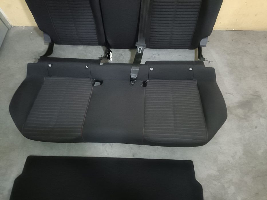 Banchetă Peugeot 208