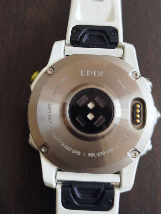 Garmin Epix Gen 2 White Titanium/Sapphire 47mm

Часовника е в много добро състояние, към него има резервна каишка, оригинално зарядно

Всичко работи н