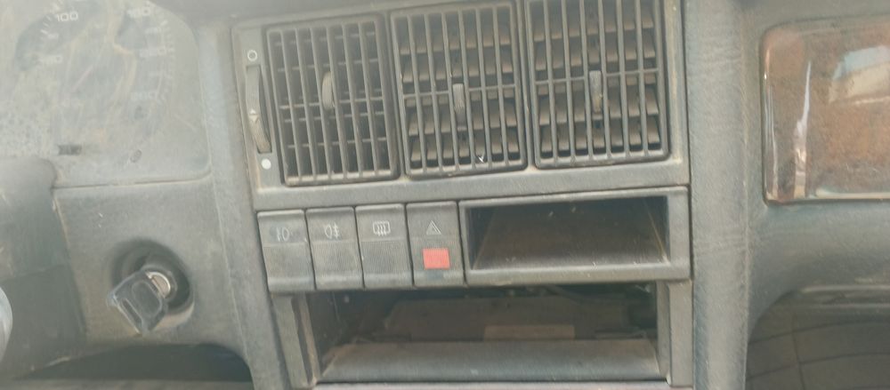 Авторазбор Audi 80 b4