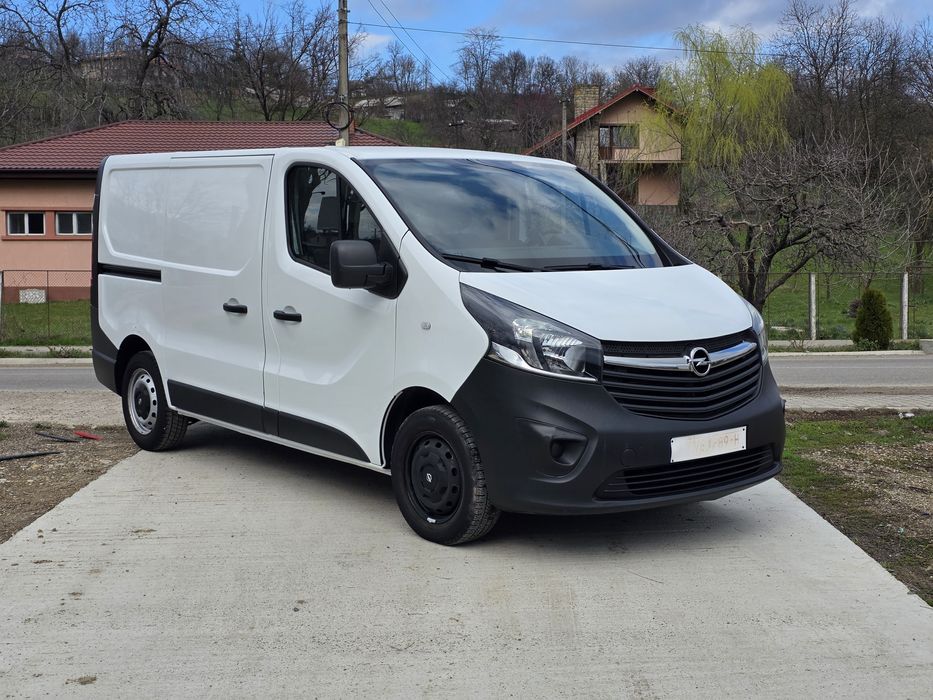 Opel Vivaro 1.6  Diesel euro 6 ,an 2020