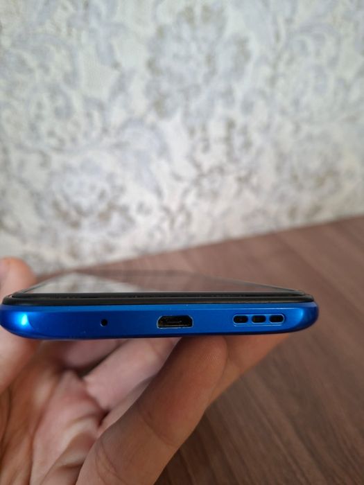 Телефон Pedmi C9