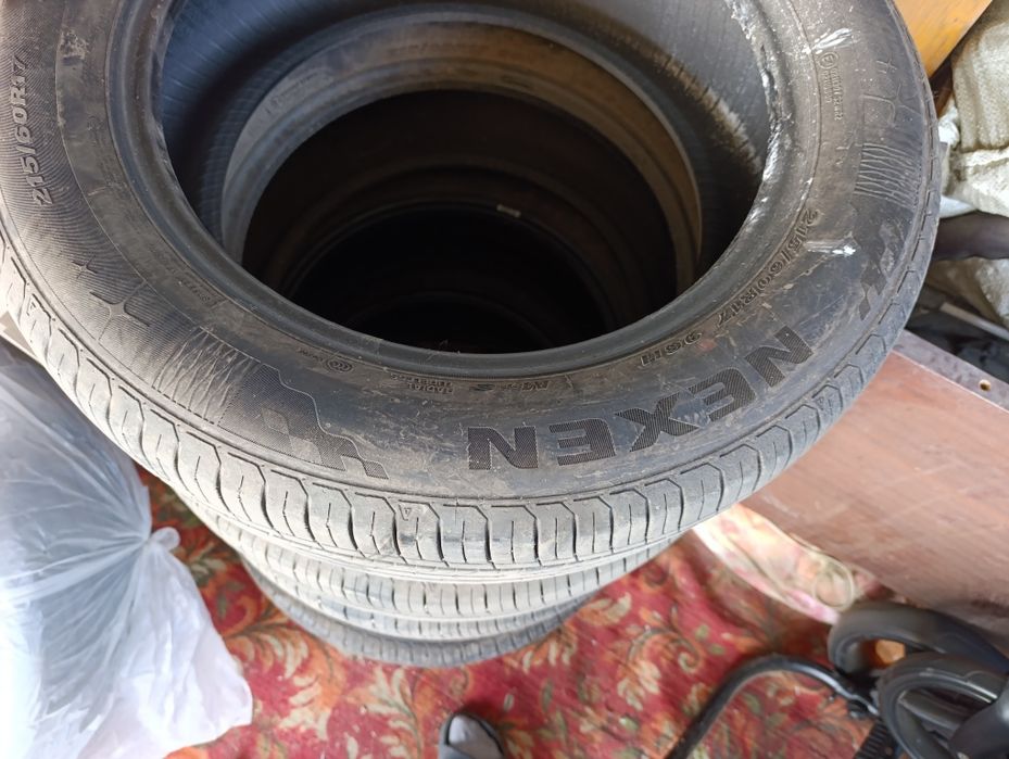 Продам шины летние R17