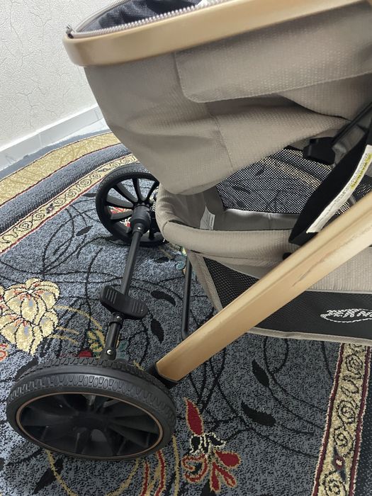 Продам коляску