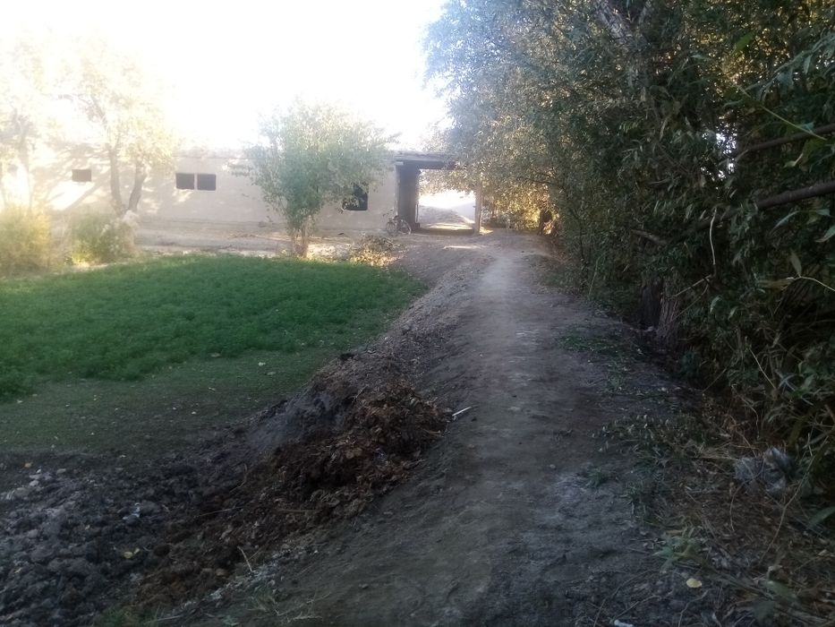 Usti yopilgan uchaska sotiladi 12 so'tiq narxi kelishiladi