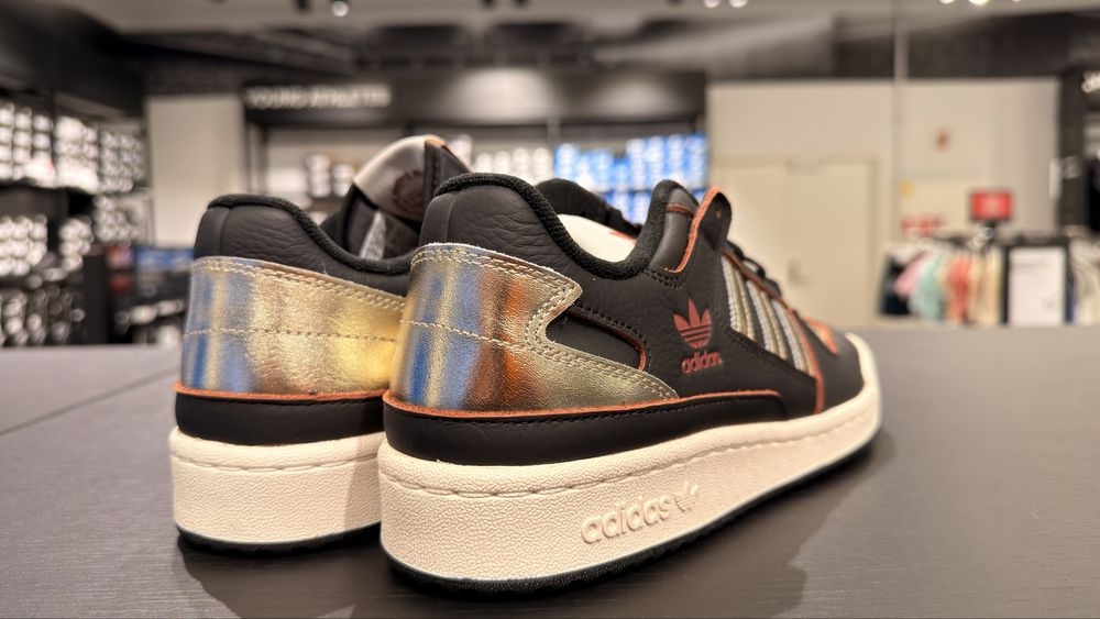 Adidas Original Forum Low Cl noi ( marimi 42 - 46 )