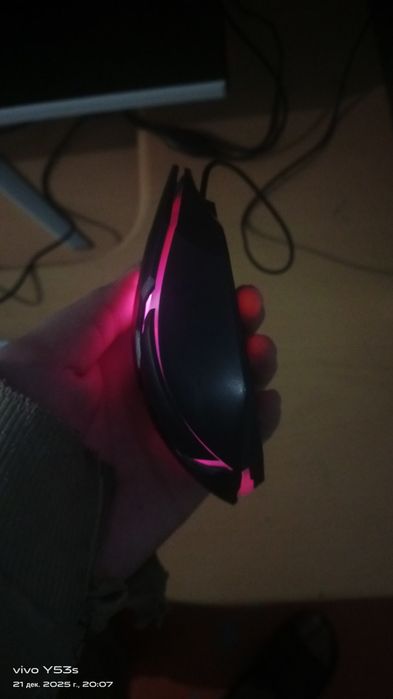 Продаю мышку новая