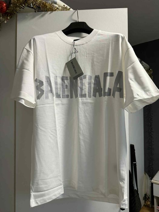 Tricou Balenciaga