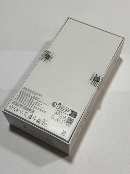 Мобилен телефон Redmi 15 5G НОВ!