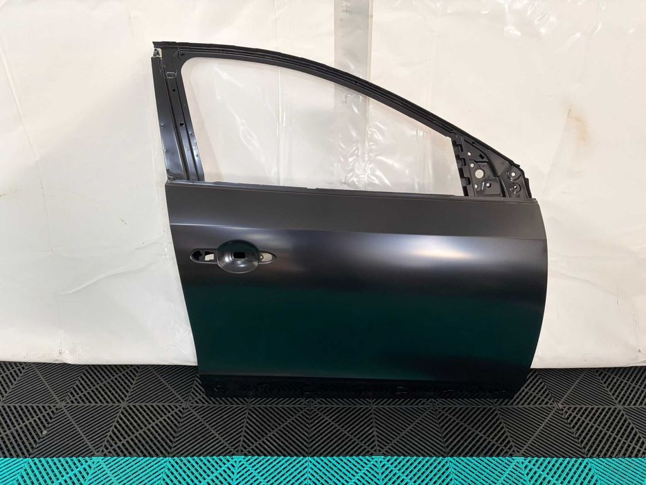 Usa dreapta fata Renault Fluence noua originala Renault