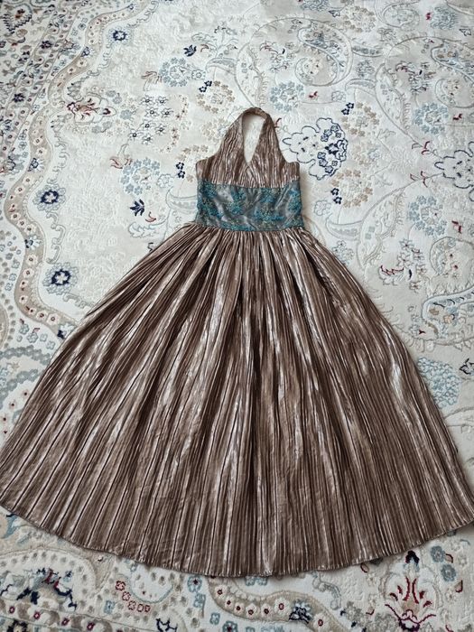 Вечернее платье продам