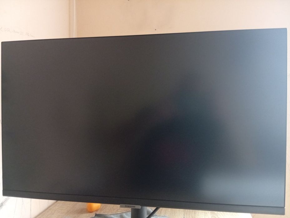 Samsung 27" 4K IPS LS27A800 – като нов, пълна окомплектовка, гаранция