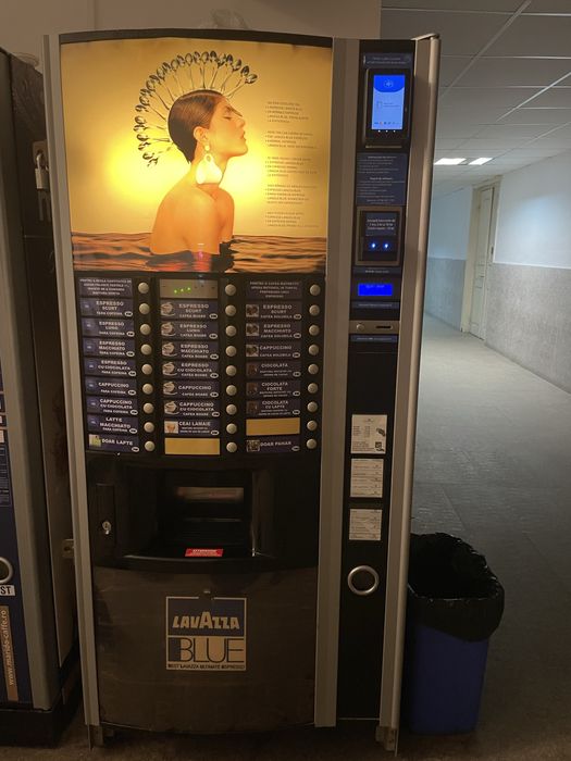 Vending cafea Necta Zenith 7