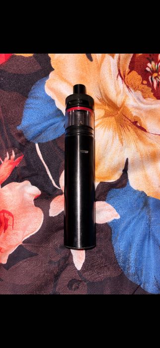 Vape cu mtl aproape nou folosit o singură dată până sa terminat lichid