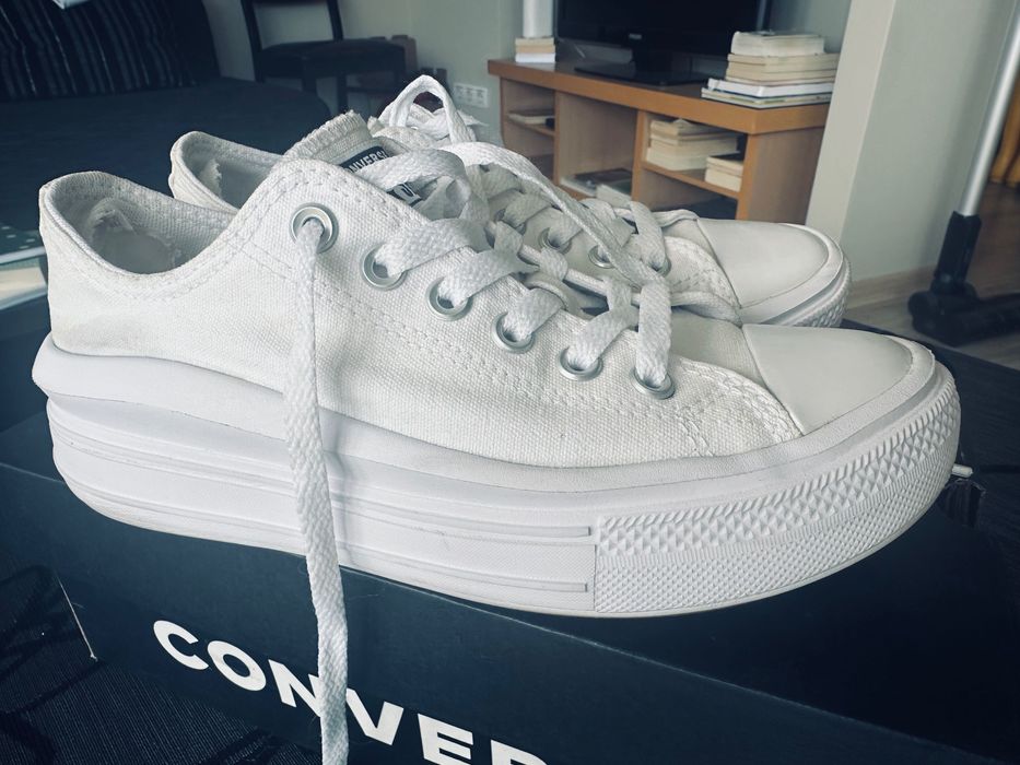 Дамски кецове Convers