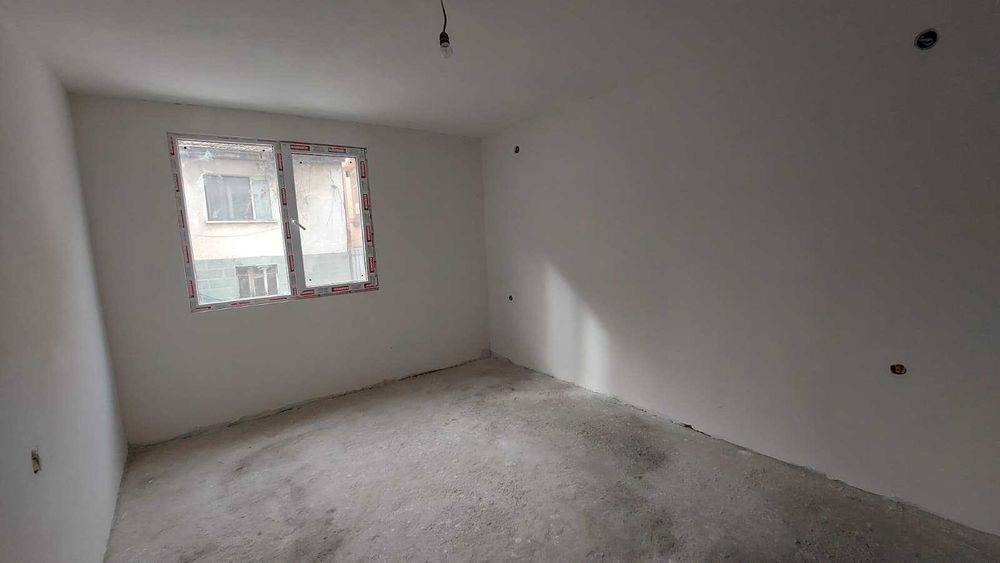 Продава се Многостаен апартамент в Хасково, Училищни - 115 кв.м за 532 €/кв.м - Снимка #1