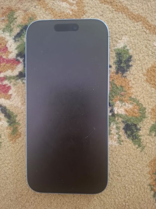 Продам Айфон 17 256гб