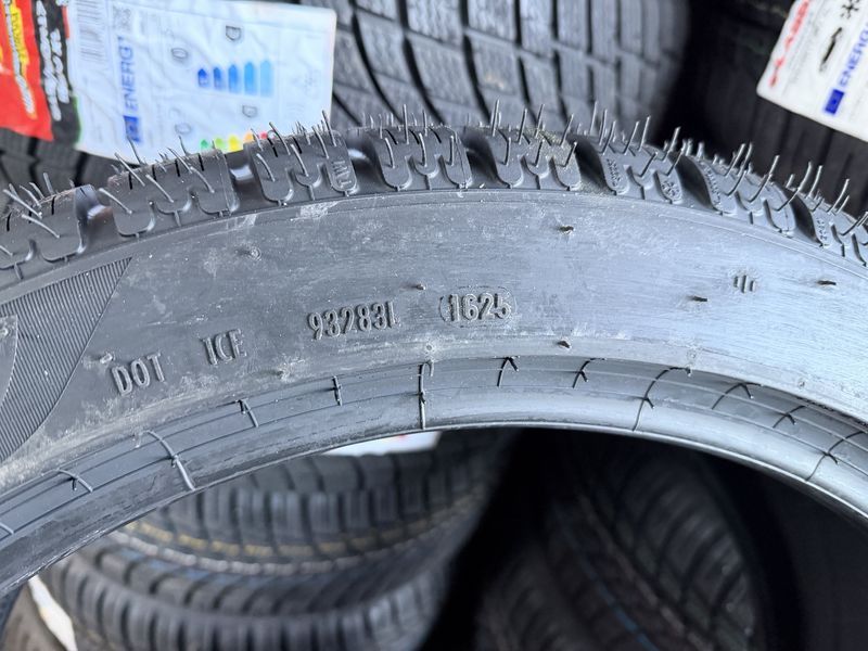 245/40/19 PIRELLI RunFlat 4бр