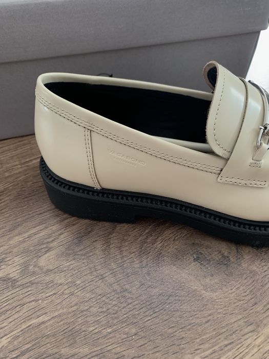 Дамски обувки Kalliste и Vagabond