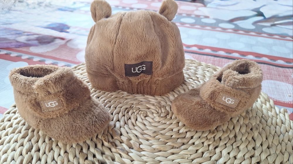 Set UGG COPII caciula si ghete