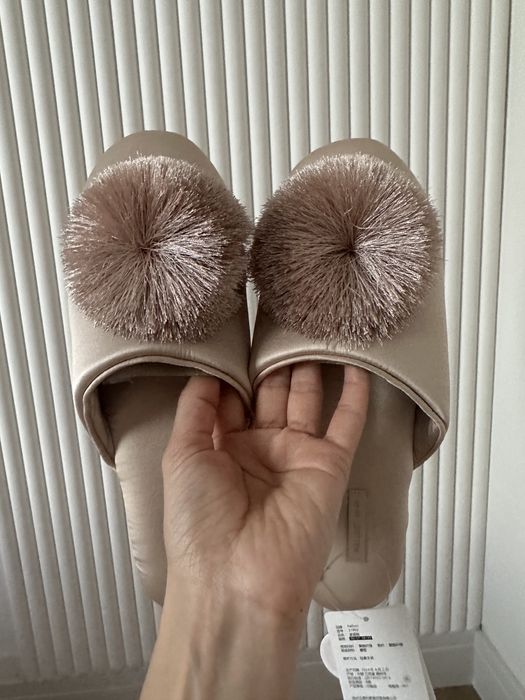 Продам модные домашние тапочки