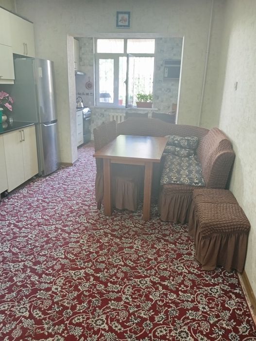 Massiv Qoyliq 3 xonali kvartira sotiladi