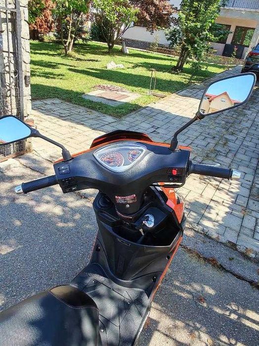 Scuter DAYTONA Revo 50