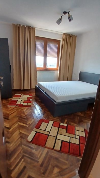 Apartament de inchiriat