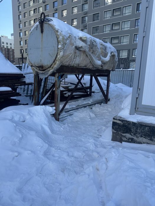 Емкость с обогревом, полощадка приемочная, планшеты ограждения и т.д.